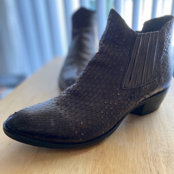 KBR Leather Ankle Boots - Picture 3 of 16
